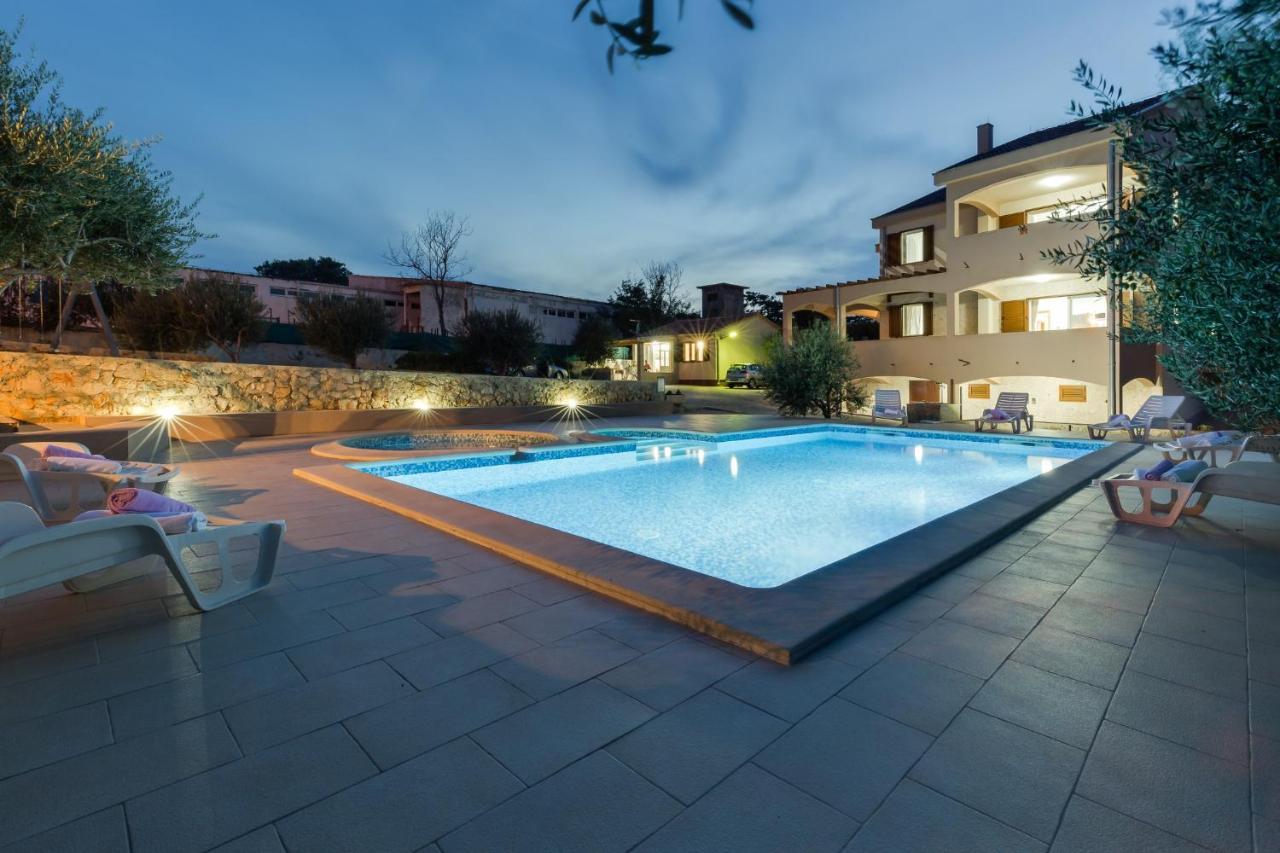Villa Zlatni Dvori Zadarvillas Ražanac Eksteriør bilde